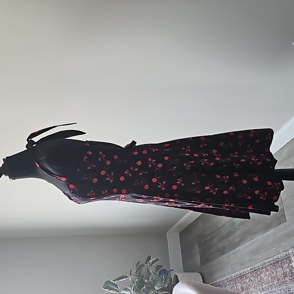 Vintage | Cherry 60s Style 100% Cotton Midi Dress | Womens Medium - Picture 7 of 8